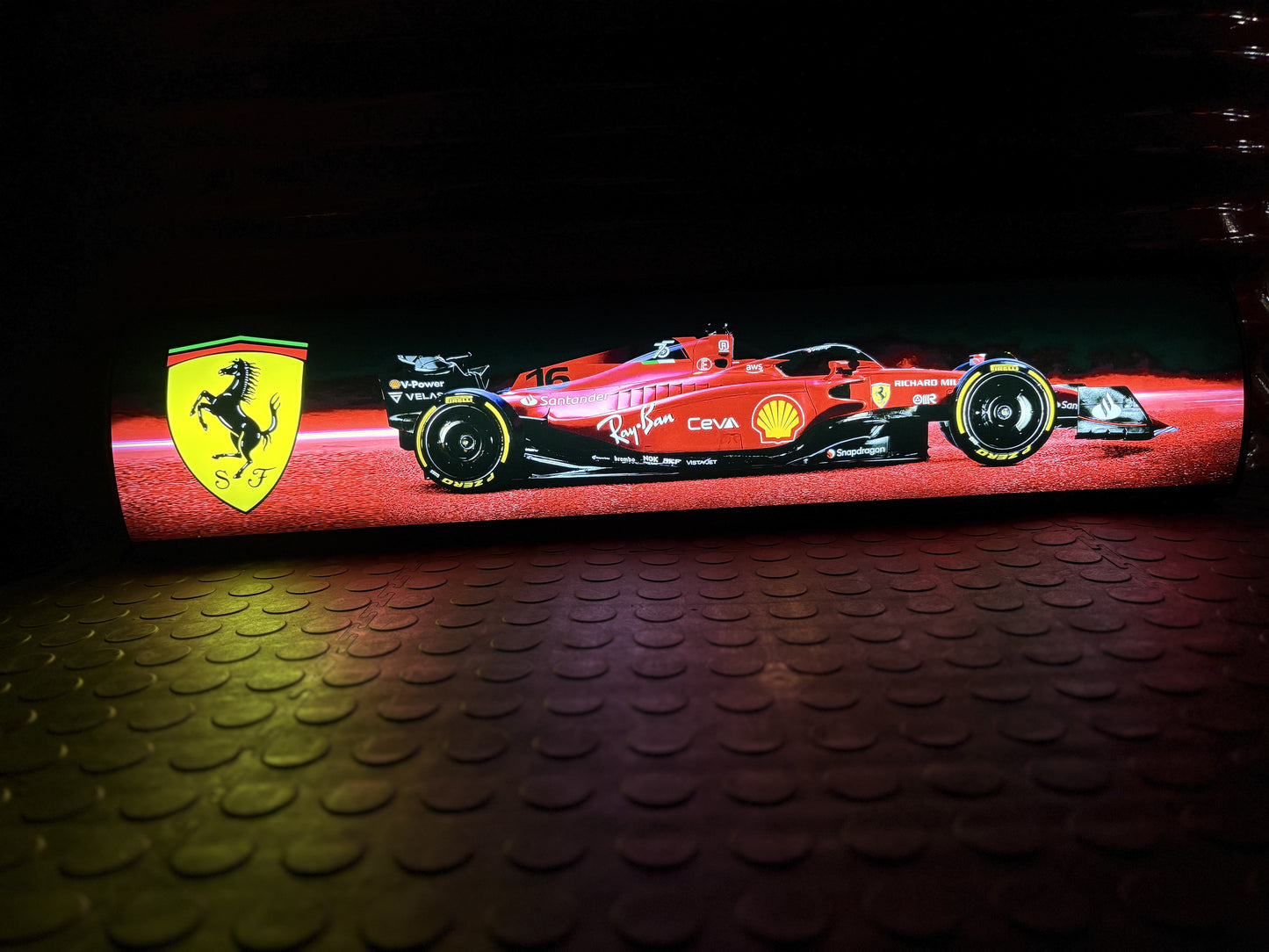 Channel Light - F1 Ferrari